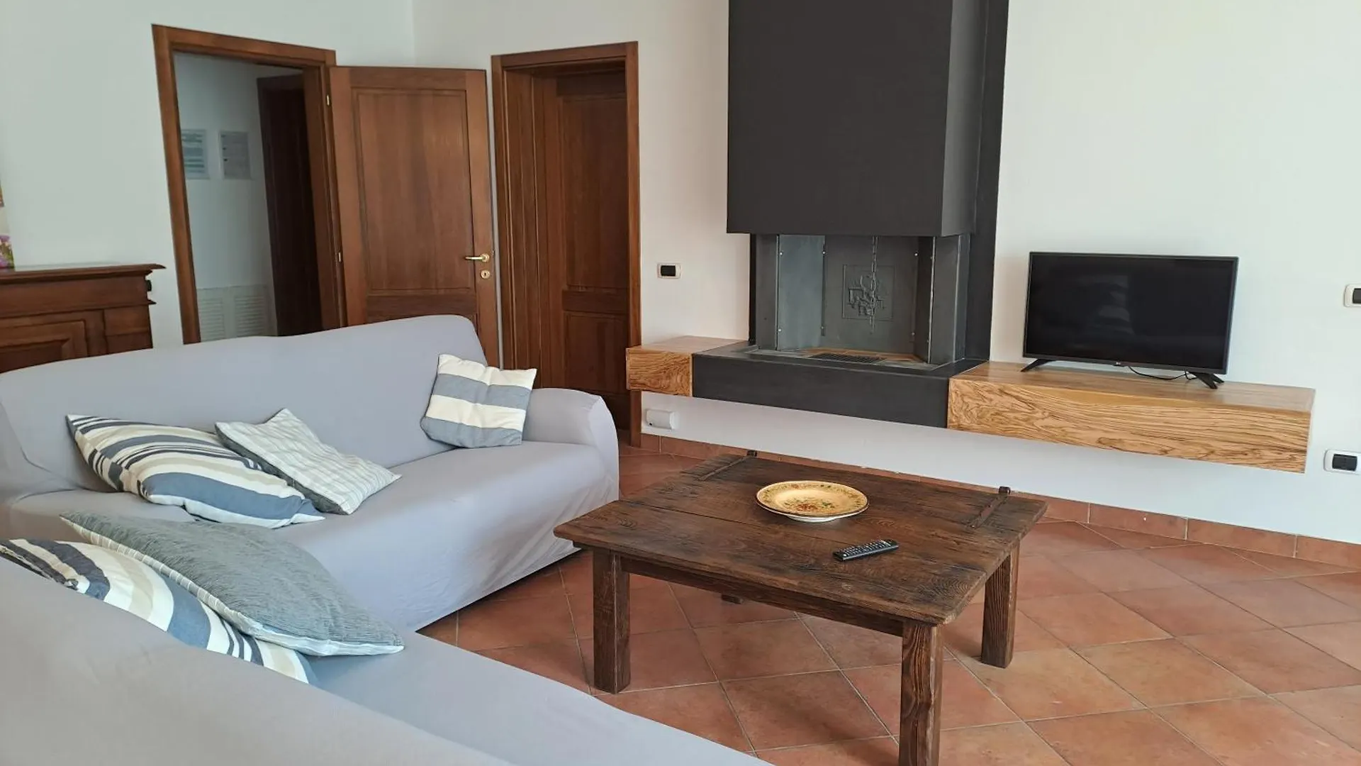 Villa Bouganville - Colleberto Follonica